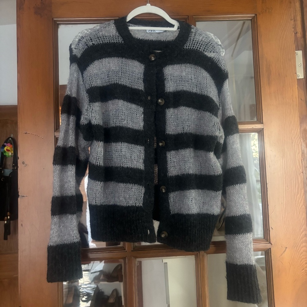 Zara Black and Gray Knit Sweater